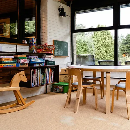 Wild Nature Experience And Art In New Setting *