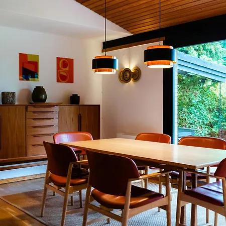 Wild Nature Experience And Art In New Setting *